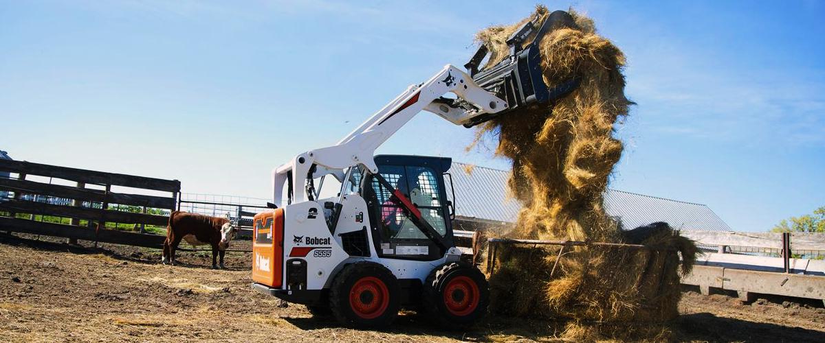 Track Loader vs. Wheel Loader Alex Power Equipment Alexandria, MN (320